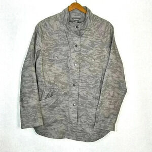 Eddie Bauer Button Up Women's Medium Jacket Cotton Spandex  Outdoor Camo Light
